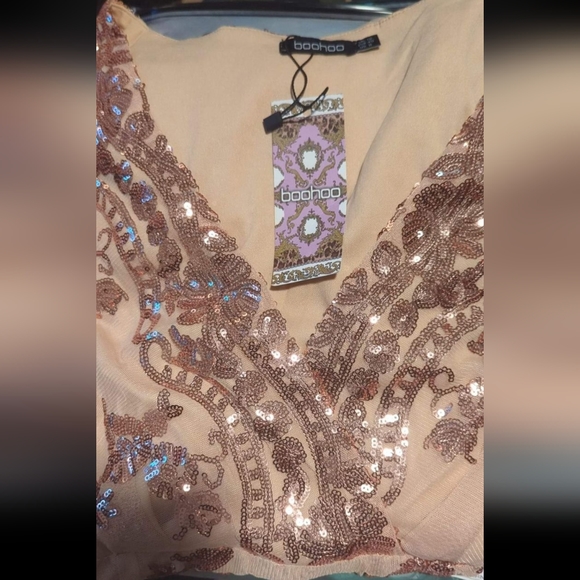 Gold sequinned dress, great for going out with the girls to wedding reception at - Picture 3 of 4